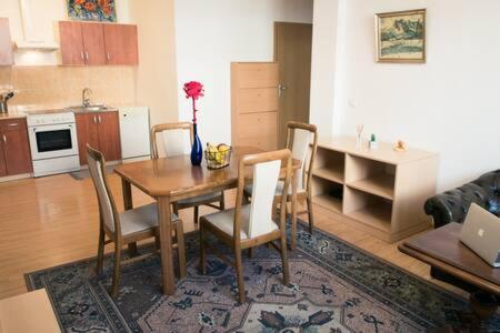 Town Hall 3 Bedroom Apartment Аеропорт Вільнюс Екстер'єр фото